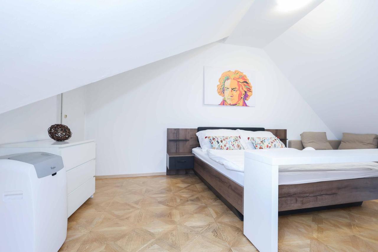 Beethoven Apartments Bratislava Exterior foto
